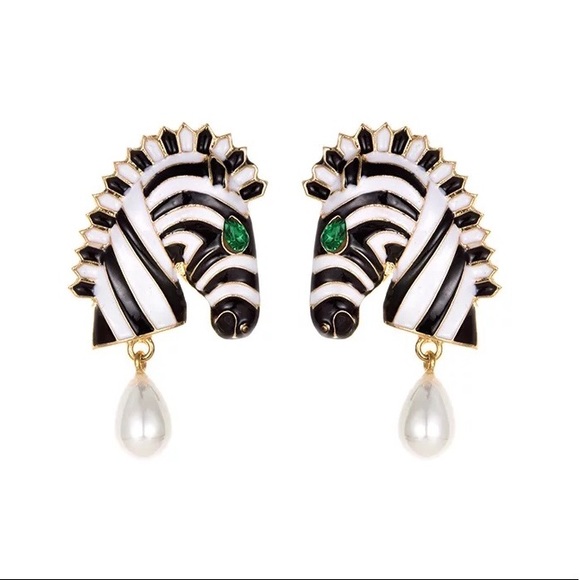 NWT Black + White Stripe Zebra Pearl Drop Earrings - Picture 5 of 15